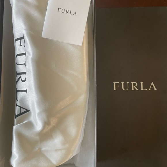 Furla Ostrich 💯 % Leather Hobo Bag - Picture 11 of 11